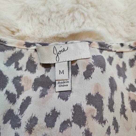 Joie Sheer Leopard Print Blouse Sz M - Picture 3 of 5